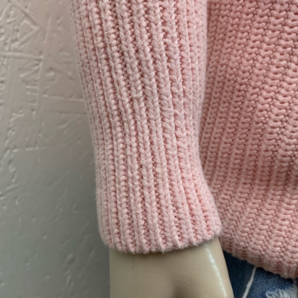 Guess Pink Knitted Sweater Size Small - Picture 6 of 10